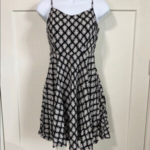 Old Navy black and white spaghetti strap dress